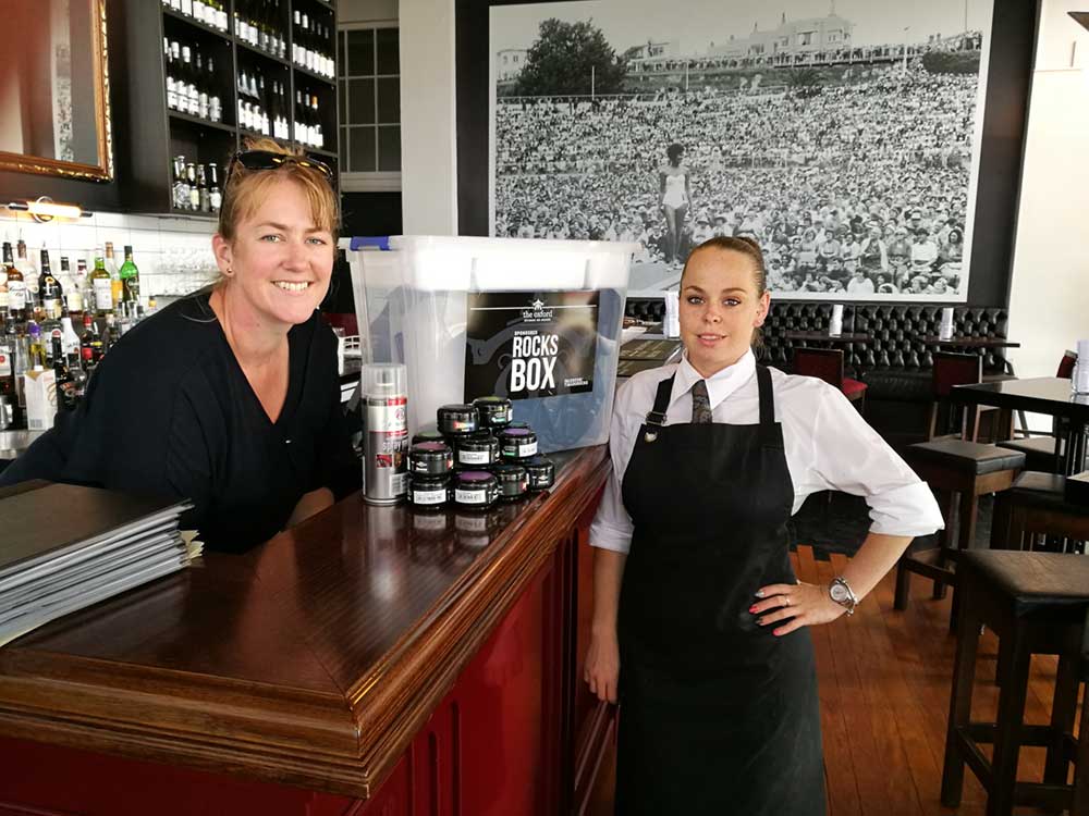 FRIENDS Oxford RockBox 170802 Web