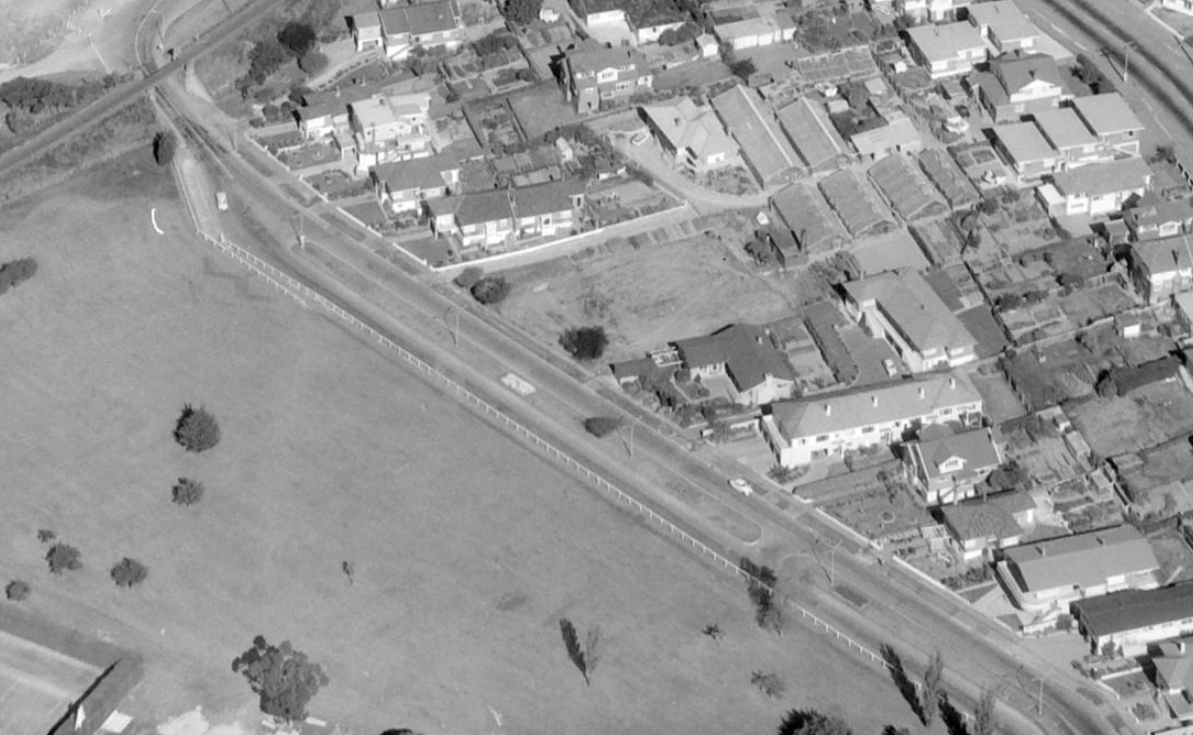 1969 Detail of Virtue Ave crop Whites Aviation Ref WA 68501 Alexander Turnbull Library