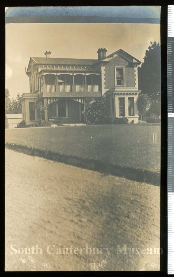 201702006 The Hays home Wai iti Road Timaru circa 1915