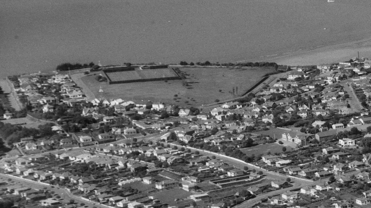 Crop Timaru Whites Aviation Ltd Ref WA 49660 Alexander Turnbull Library 32241113
