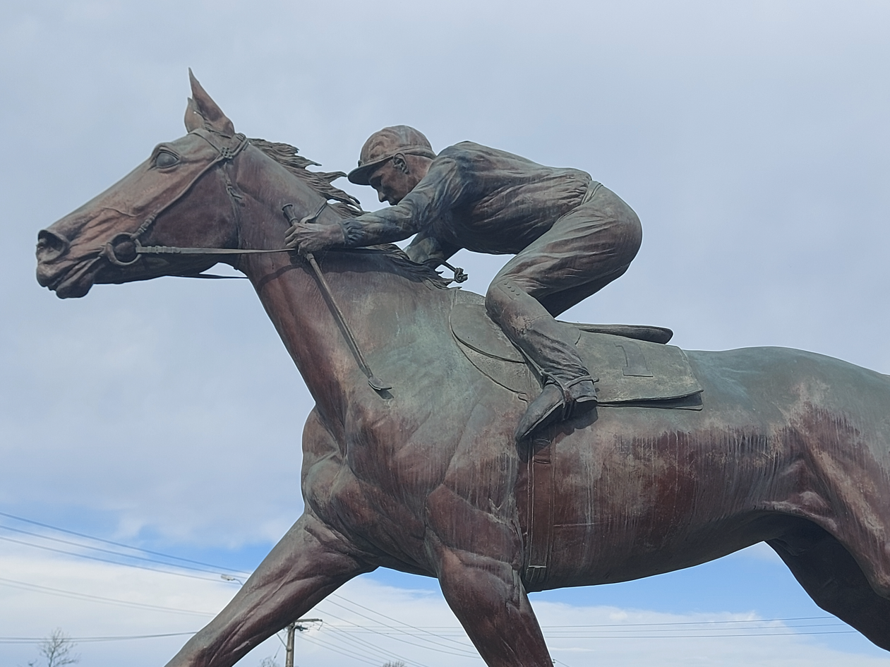 Detail of Joanne Sullivan Gessler sculpture of Phar Lap produced in 2009 in Bronze photo Roselyn Fauth 2026