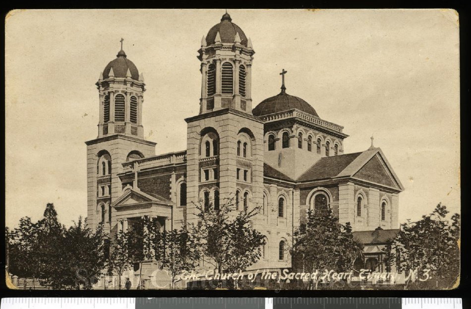 A pictorial postcard featuring an image of the Sacred Heart Basilica Timaru circa 1915 South Canterbury Museum 202208103