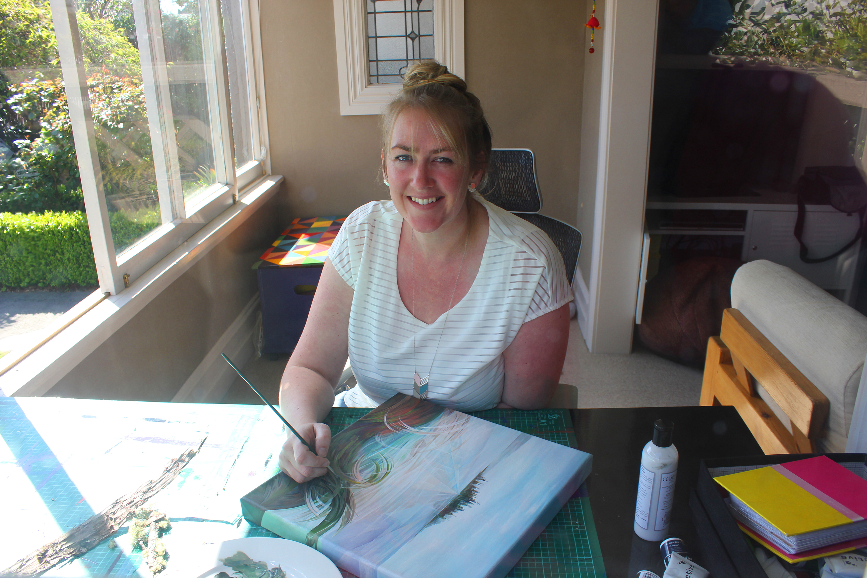 Roselyn Fauth nee Cloake painting in her Jackson St home studio Photo Taken by Her sister Annelies Cloake November 2015