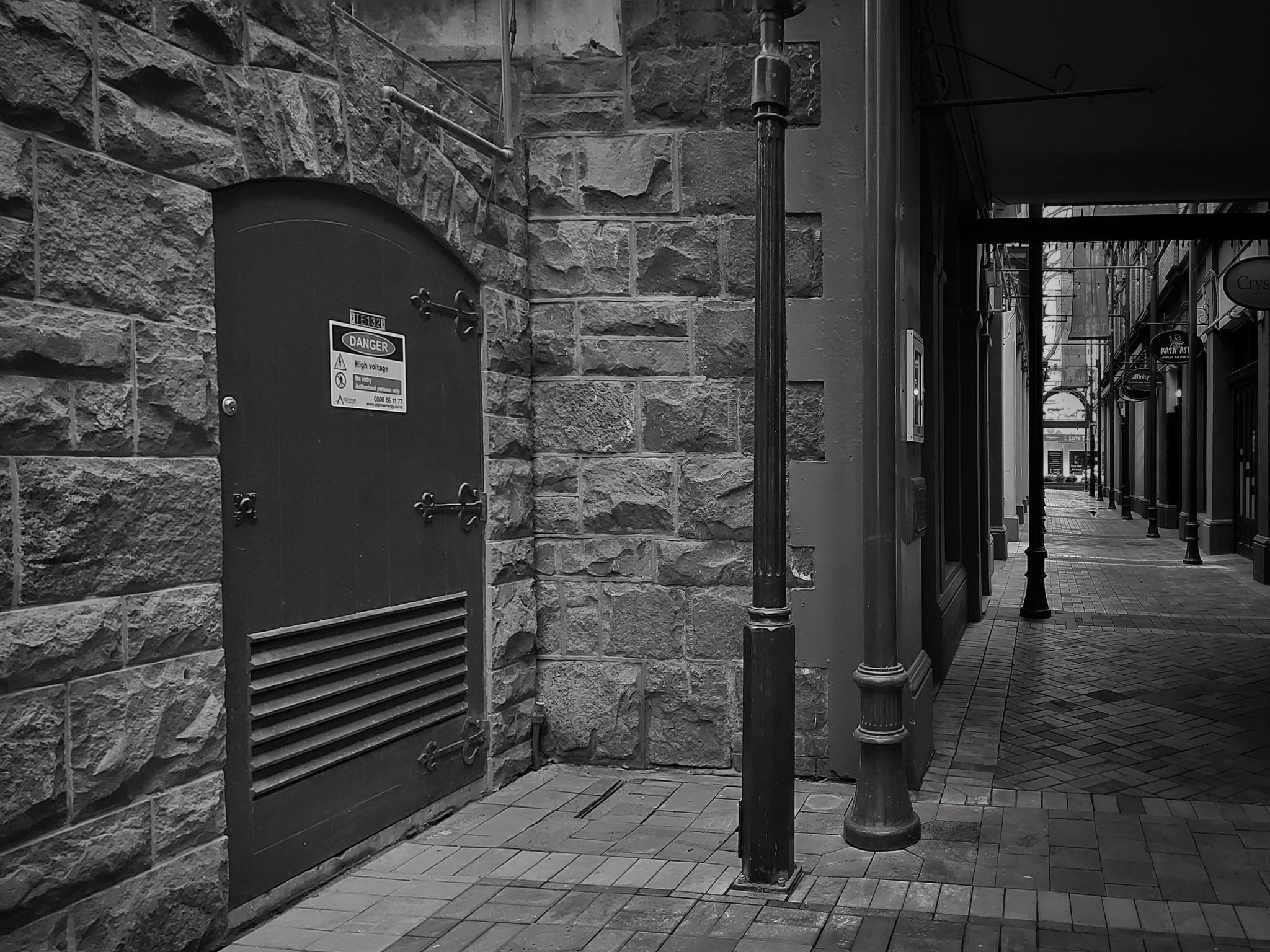 Timaru Royal Arcade Strong Room behind bluestone Photo R Fauth