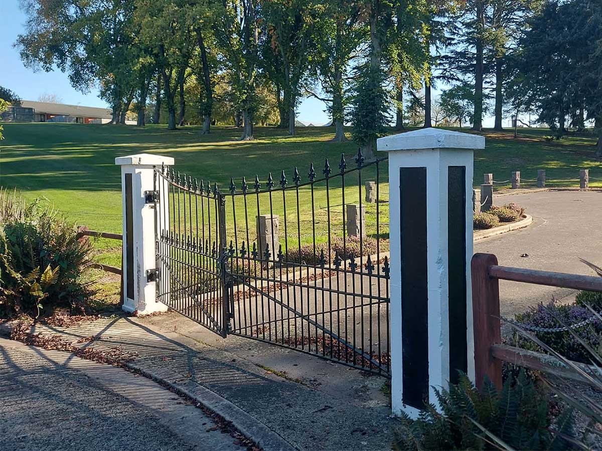 West end park Gates Photo Roselyn Fauth March 2026 03