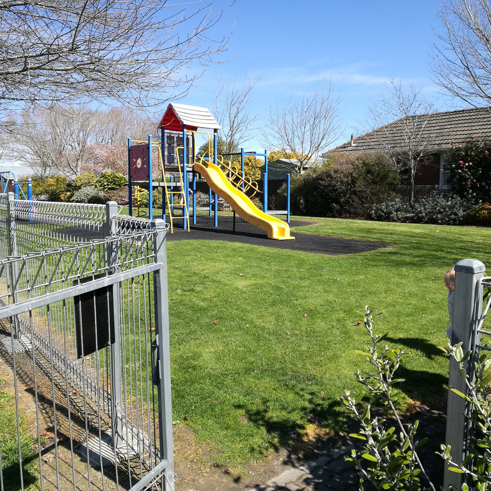 WuHoo Playground WestEndPark WaiitiRd 134316 01