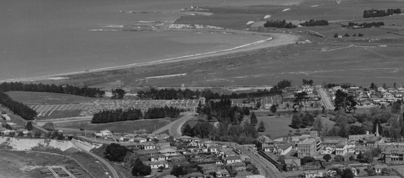 timaru cemetery Oct 1956 crop from whites aviation survey photo